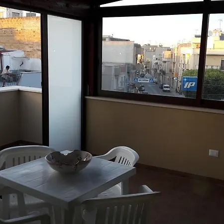 بيت ضيافة Stella Marina مازارا ديل فالو