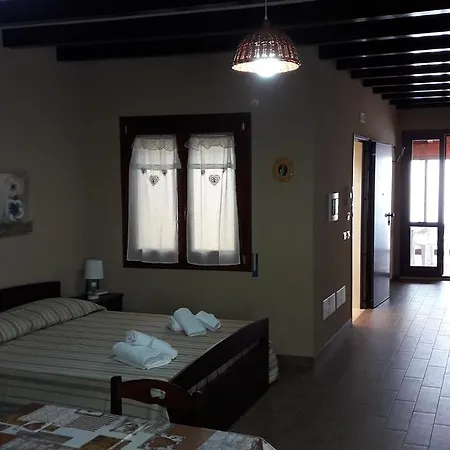 Stella Marina بيت ضيافة مازارا ديل فالو